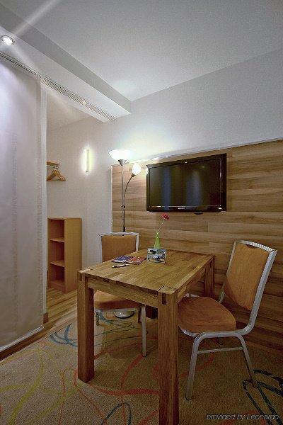 Petul Apart Hotel City Garden Essen Buitenkant foto