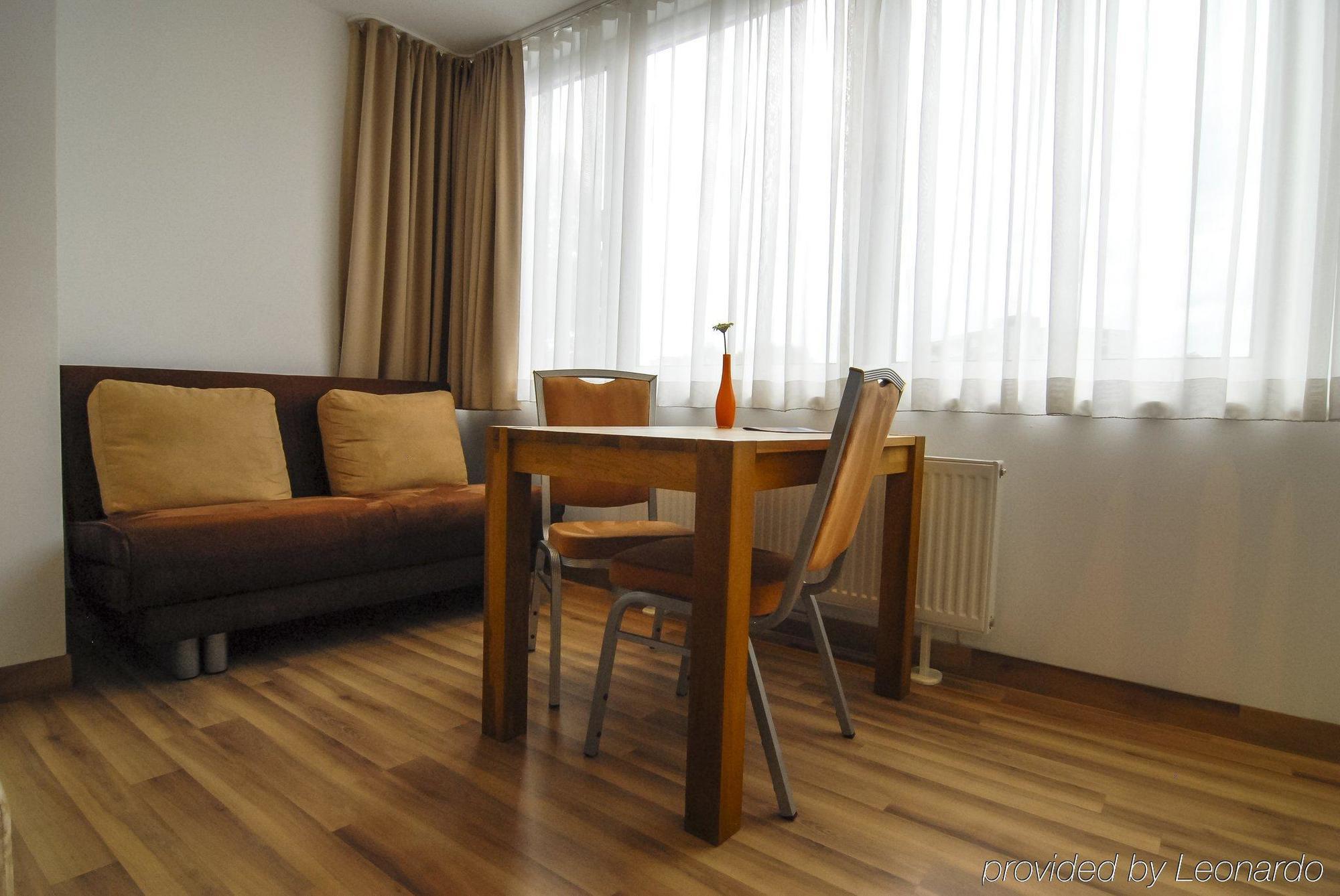 Petul Apart Hotel City Garden Essen Buitenkant foto